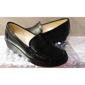 Eleganckie mokasyny damskie czarne - 40