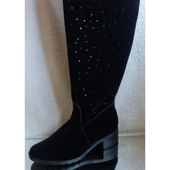 Ekskluzywne Kozaki Zamszowe Płaski Obcas 39