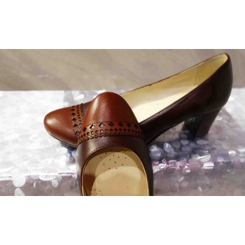 Eleganckie Czółenka Damskie Brąz 6 cm (Roz. 41)