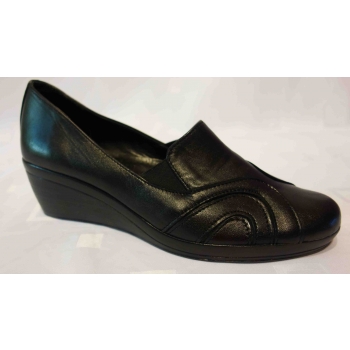 Eleganckie mokasyny koturn – skóra naturalna
