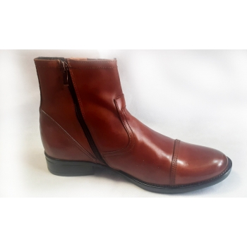 Eleganckie Skórzane Sztyblety Koniak 44