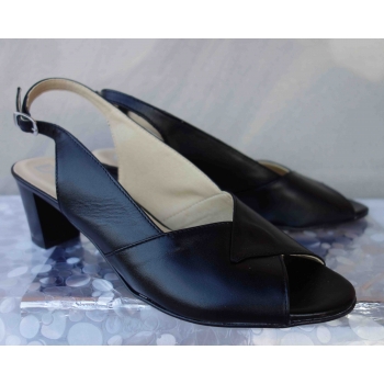 Eleganckie Skórzane Sandały - Rozmiar 44