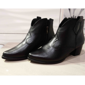 Eleganckie Skórzane Kowbojki Czarne - Nr 41