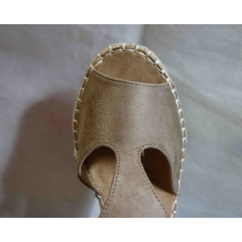 Elegancki model espadryli - brąz - tęgość G - 38