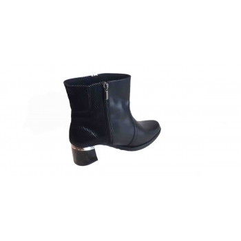Wygodne Skórzane Botki Szeroka Kostka 30 cm 40