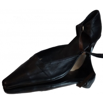 Czarne Skórzane Hiszpanki 41,5 cm - eleganckie i modne