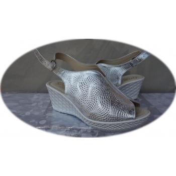 Sandały damskie srebrne z koturnem, skóra naturalna, rozmiar 40
