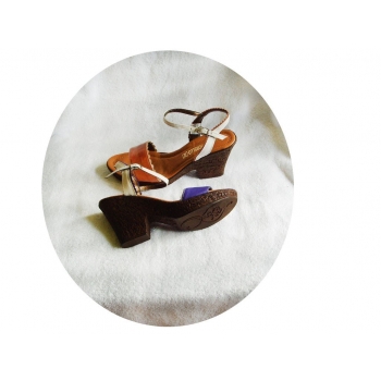 Sandały skórzane fiolet 39