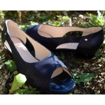 Sandals GRANAT - Wygodne skórzane buty na szeroką stopę
