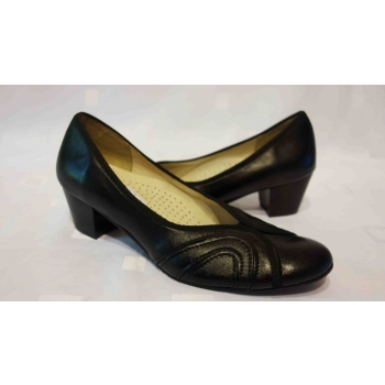 Eleganckie Czółenko Skórzane - 37