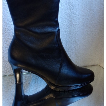 Eleganckie Skórzane Kozaki -40% (Rozmiar 41)