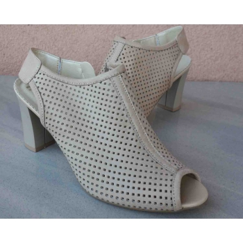 Eleganckie sandałki damskie beige FASHION