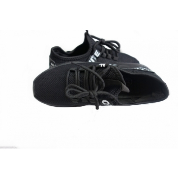 BUTY SPORTOWE SIATKI CZARNE - ROZMIAR 41