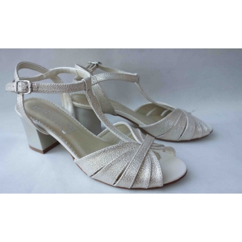 Złote skórzane sandały - 7 cm, rozmiar 37